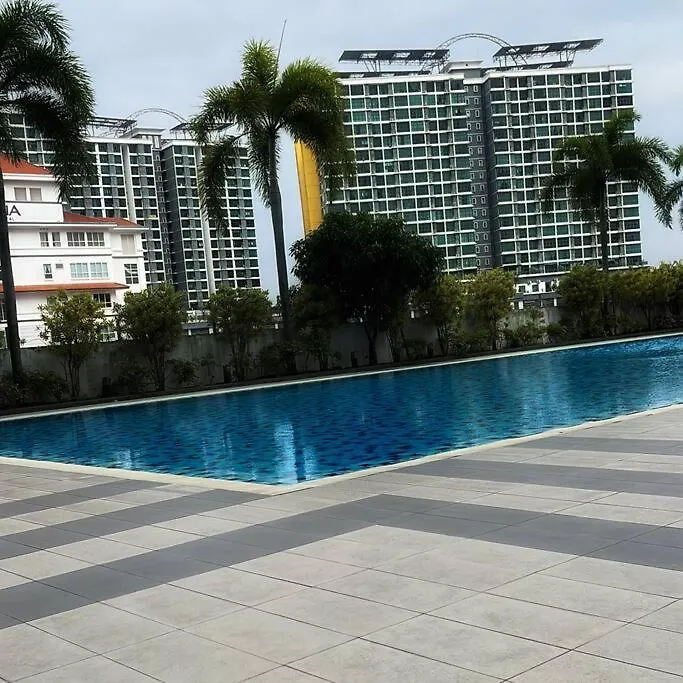 Large 2Br Near To Avisena, Pkns,Sacc Mall,Uitmsek7 Shah Alam 0*,  Malaysia